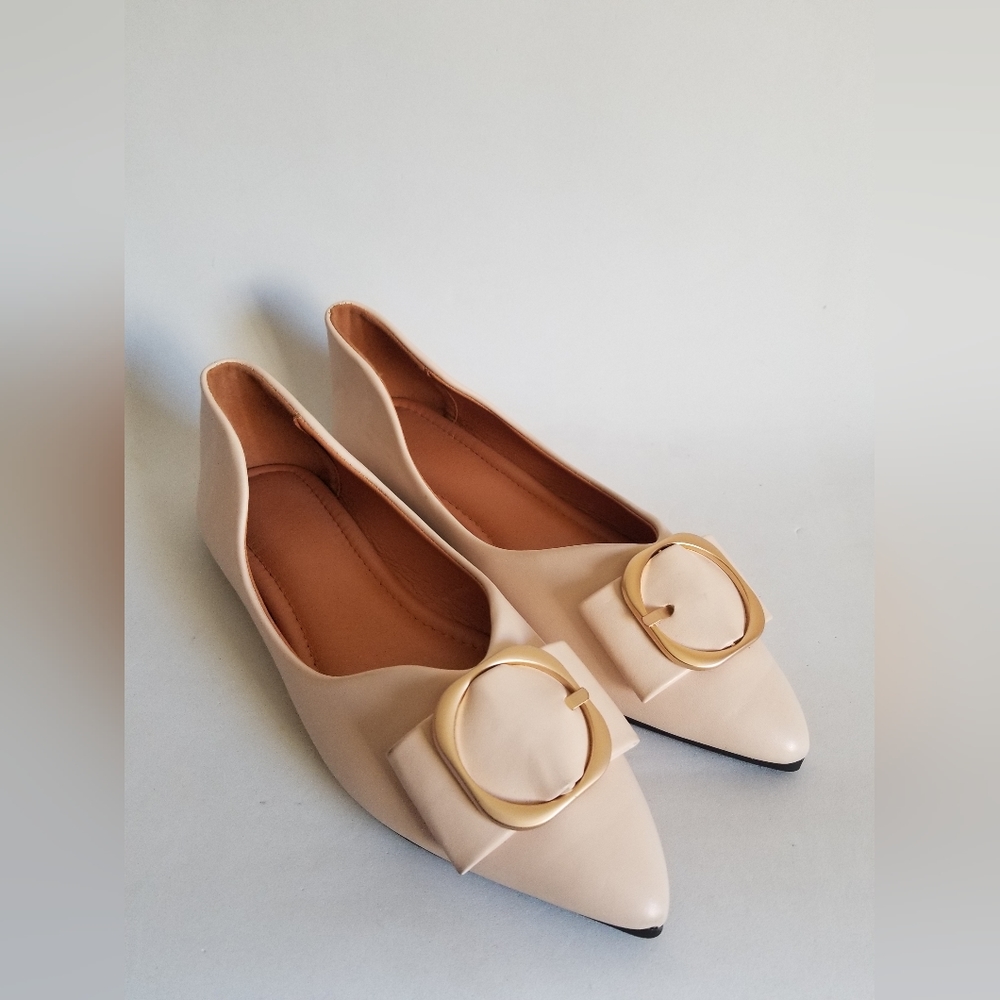 Women's unbranded european ballet flats light tan nude Sz8.5M pointed toe - Picture 10 of 16